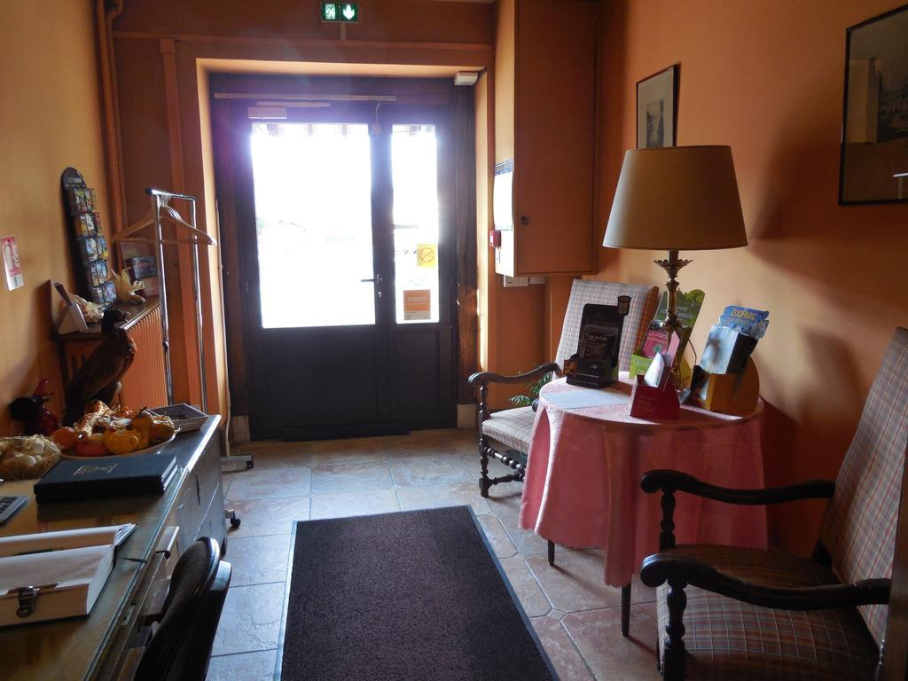 Hotel Le Lion D'Or Salbris Ngoại thất bức ảnh